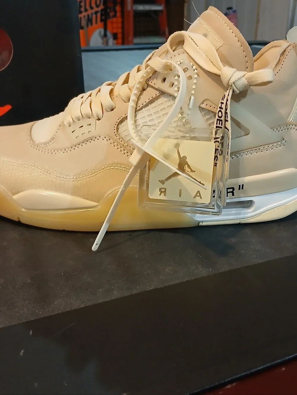 Jordan 4 Sail